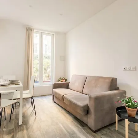 Batignolles Charming And Cozy For 8p * Paris